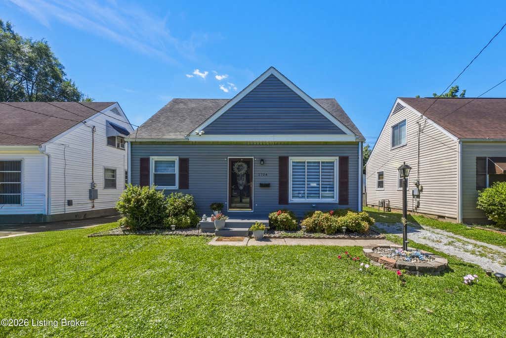 Photo of 1794 Wilart Dr, Louisville, KY 40210 (MLS # 1721133)