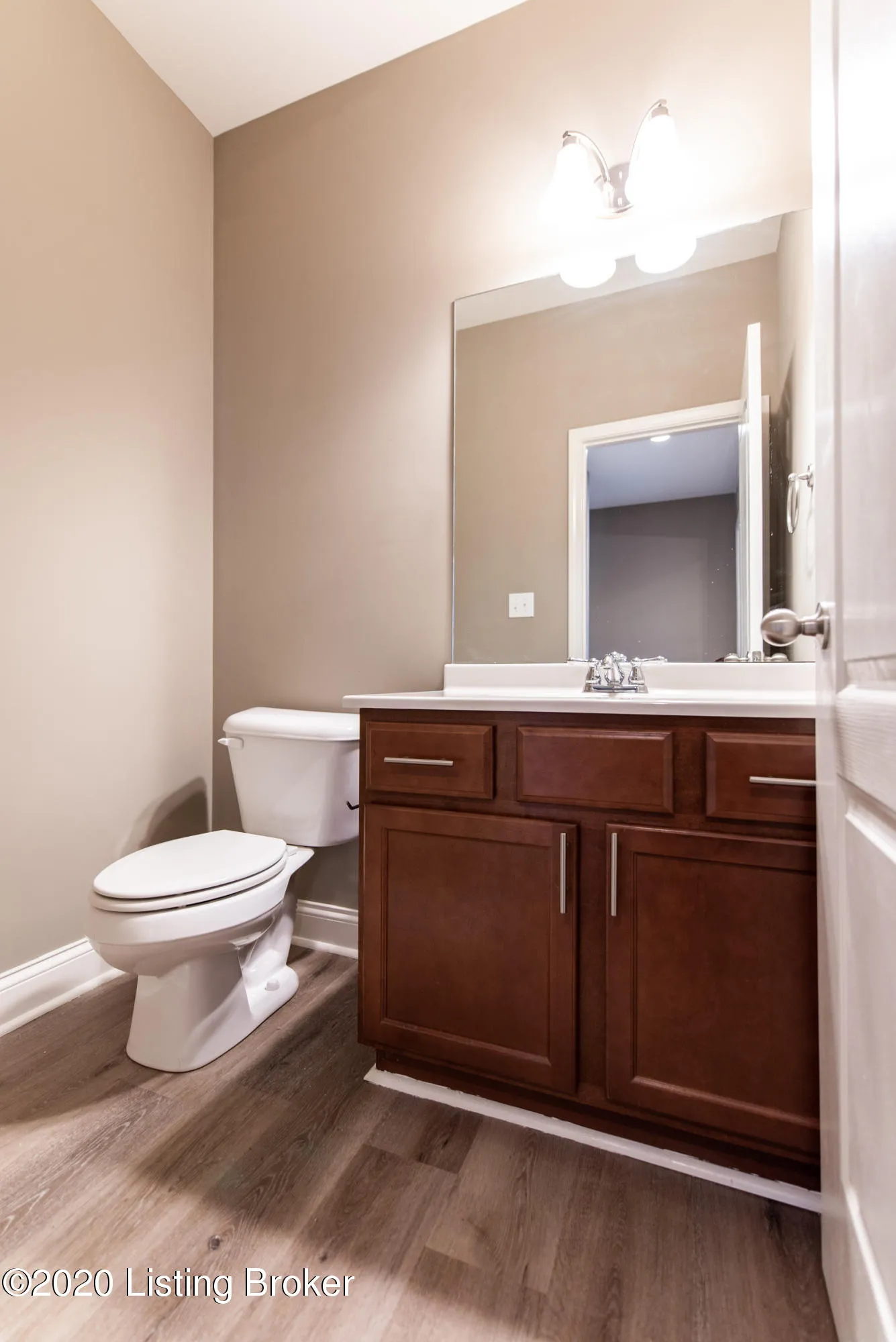 Louisville, Kentucky 40023, United States, 4 Bedrooms Bedrooms, ,3 BathroomsBathrooms,Residential,Active,143578