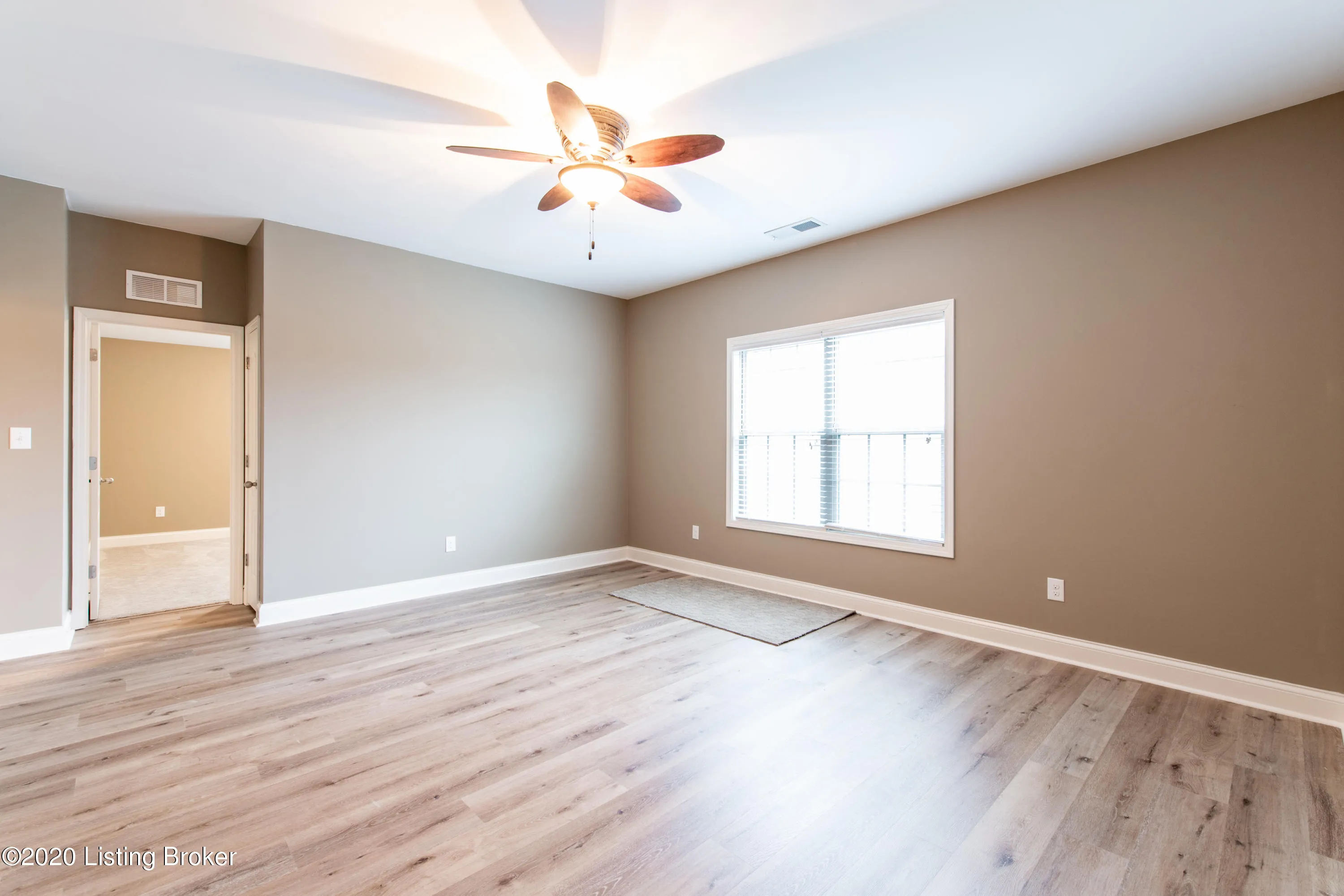 Louisville, Kentucky 40023, United States, 4 Bedrooms Bedrooms, ,3 BathroomsBathrooms,Residential,Active,143578