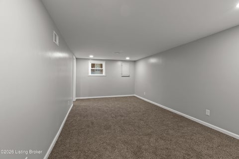 Tiny photo for 1402 Cloverhills Dr, Louisville, KY 40216 (MLS # 1728968)