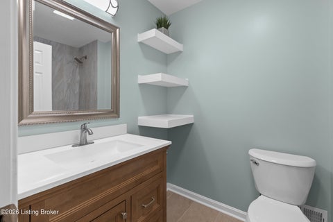 Tiny photo for 1402 Cloverhills Dr, Louisville, KY 40216 (MLS # 1728968)