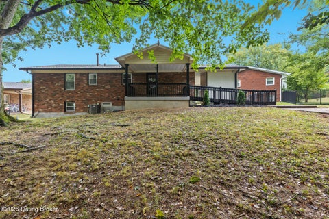 Tiny photo for 1402 Cloverhills Dr, Louisville, KY 40216 (MLS # 1728968)