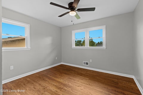Tiny photo for 1402 Cloverhills Dr, Louisville, KY 40216 (MLS # 1728968)