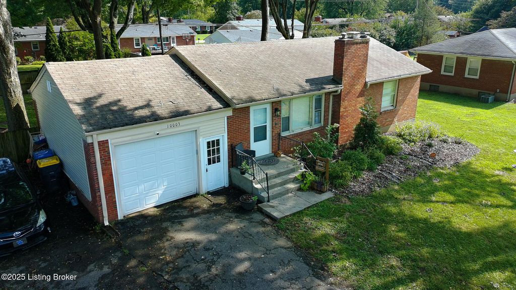 Photo of 10003 3rd Street Rd, Louisville, KY 40272 (MLS # 1700591)