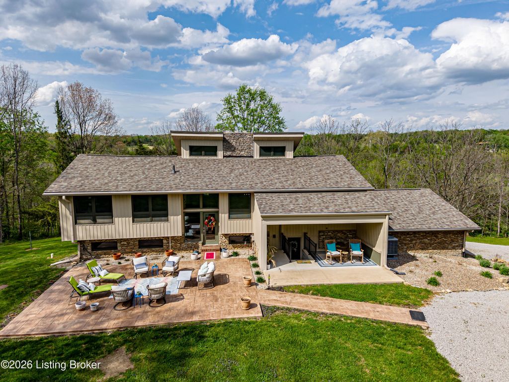 Photo of 17500 Creek Rock Rd, Louisville, KY 40023 (MLS # 1714757)
