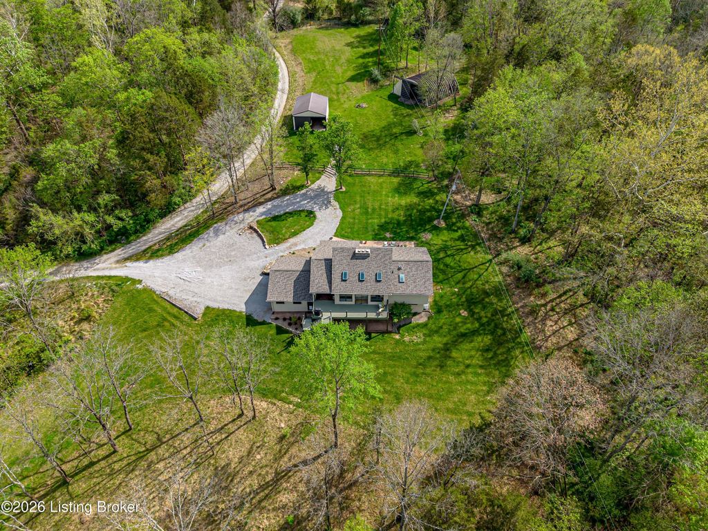 Photo of 17500 Creek Rock Rd, Louisville, KY 40023 (MLS # 1714757)