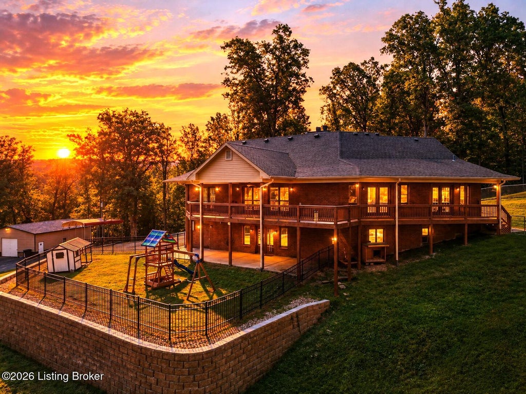 Photo of 914 Big Springs Rd, Shepherdsville, KY 40165 (MLS # 1731524)