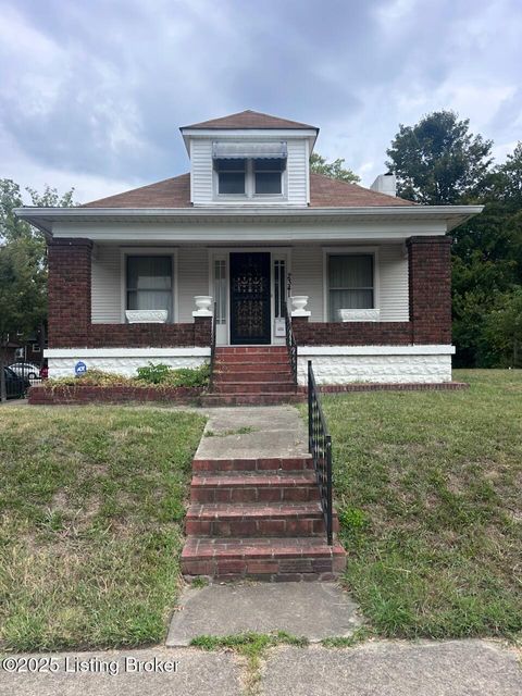 Photo of 2341 Grand Ave, Louisville, KY 40210 (MLS # 1699963)
