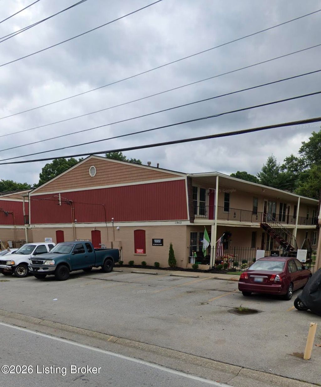 Photo of 1962 Goldsmith Ln #APT 3, Louisville, KY 40218 (MLS # 1711018)