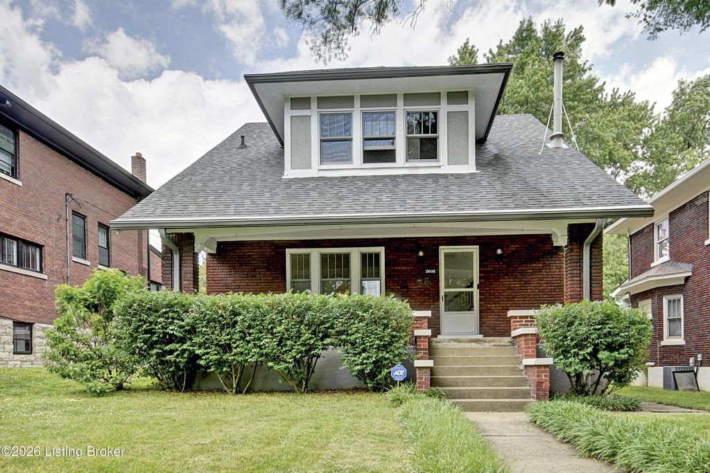 Photo of 2005 Eastern Pkwy, Louisville, KY 40204 (MLS # 1717425)