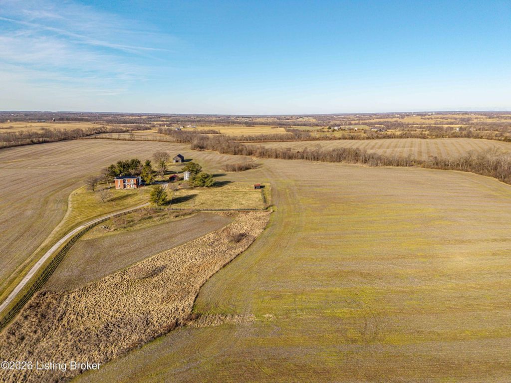 Photo of 711 Mulberry Pike, Shelbyville, KY 40065 (MLS # 1711711)