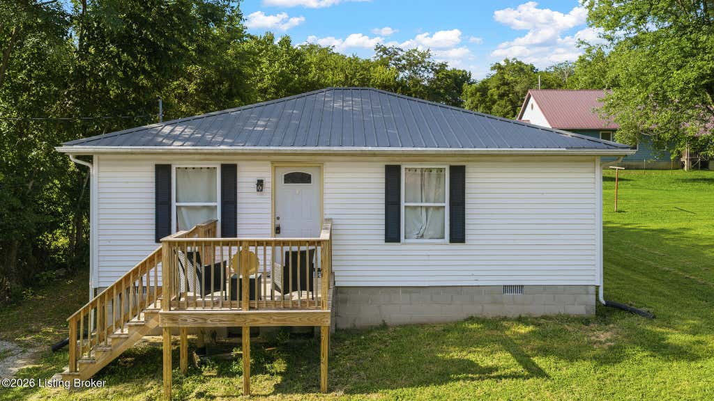 Photo of 525 Leavette Ave, Leitchfield, KY 42754 (MLS # 1724235)