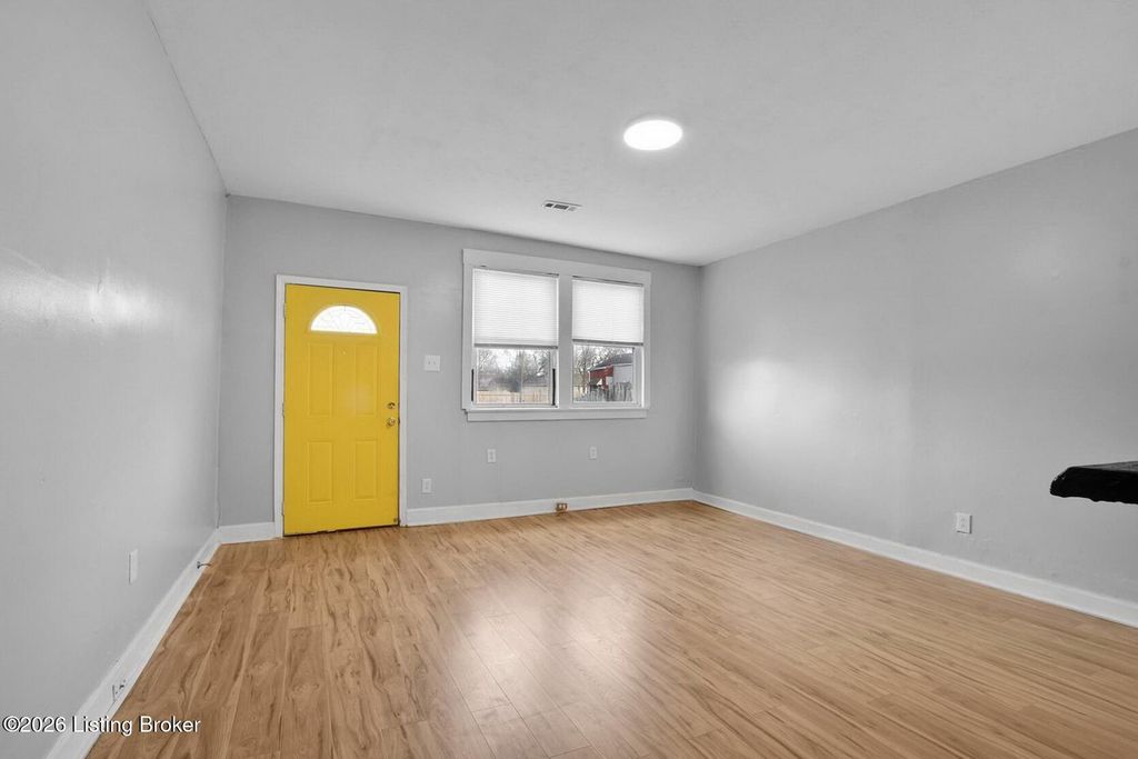 Photo of 330 N 20th St, Louisville, KY 40203 (MLS # 1711705)