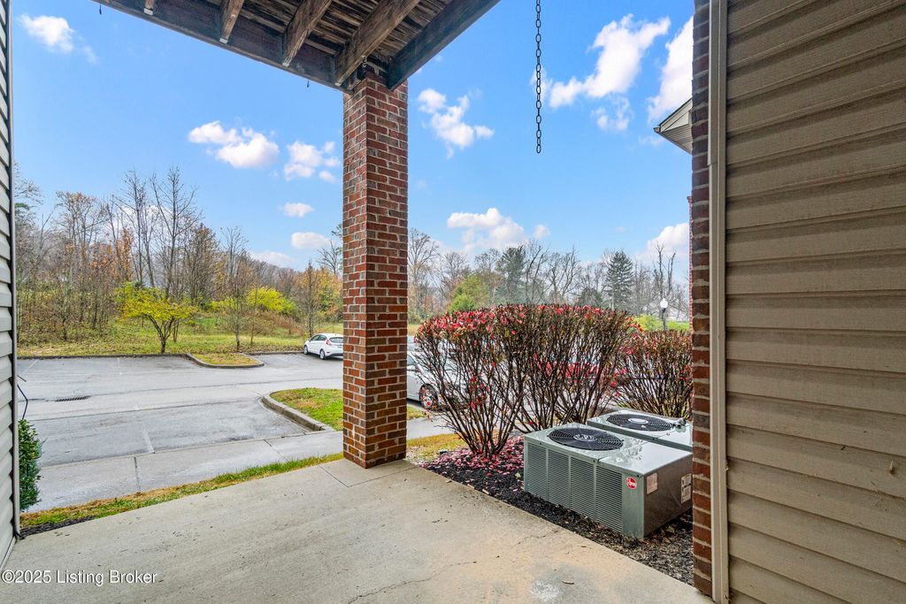 Photo of 7309 St Andrews Woods Cir #105, Louisville, KY 40214 (MLS # 1704152)