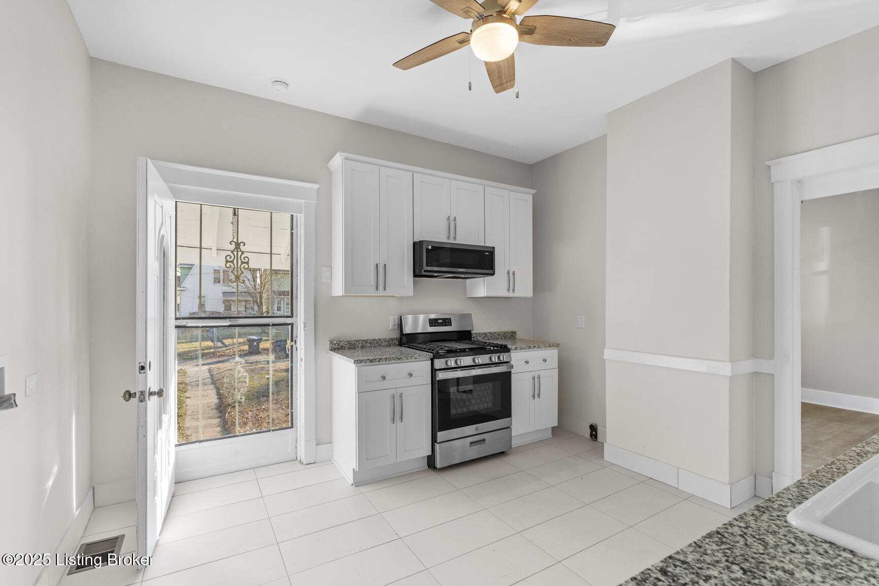 2306 Greenwood Ave, Louisville, Kentucky image 13