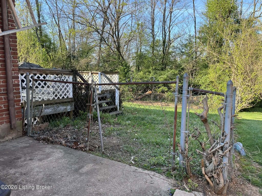 Photo of 11413 Deham Dr, Louisville, KY 40241 (MLS # 1714302)