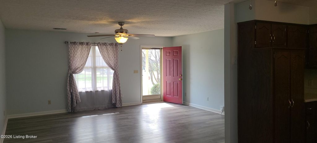 Photo of 100 Caldwell Ave, Bardstown, KY 40004 (MLS # 1712679)