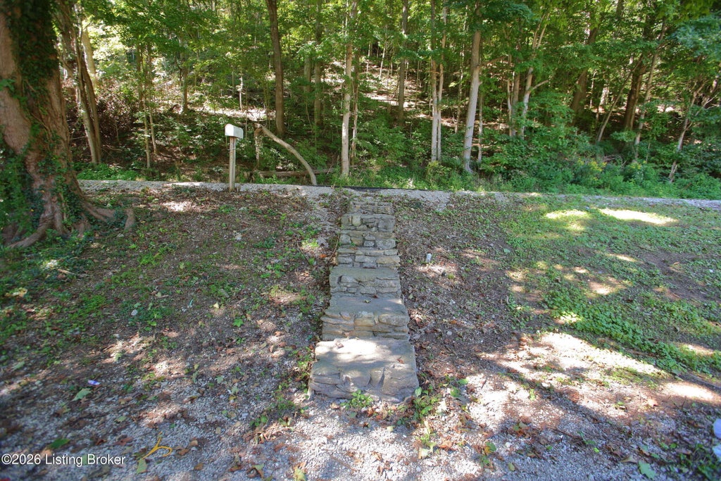 Photo of 11990 Old Highway 111, Elizabeth, IN 47117 (MLS # 1729095)
