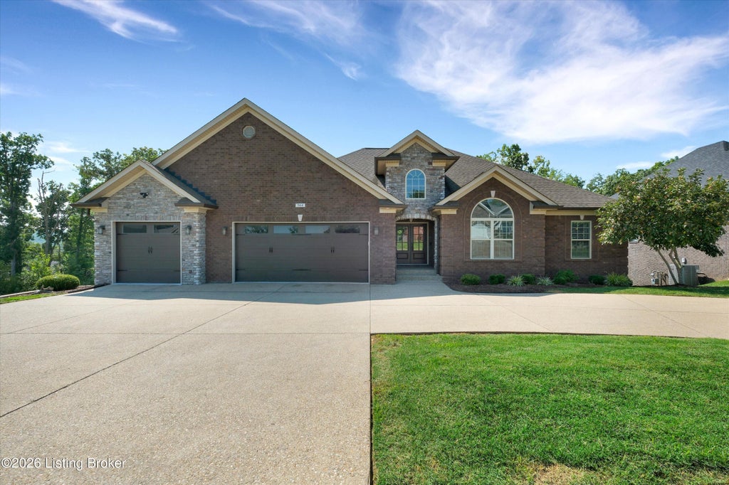 Photo of 564 Bluff'S Edge Dr, Mt Washington, KY 40047 (MLS # 1727234)