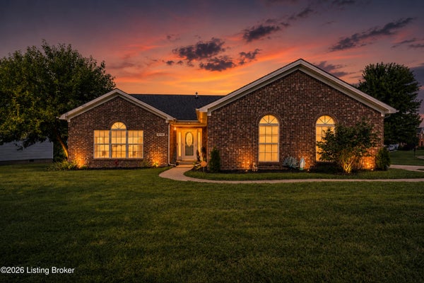 10700 BLACK WALNUT BLVD, LOUISVILLE, KY 40229 - Image 72d6b4cf2fcfeda1a015da1a5968fe25/2836418