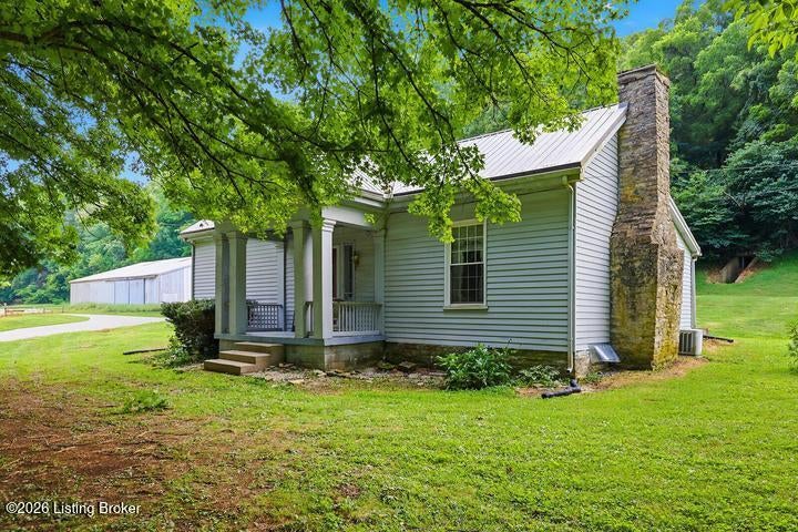 Photo of 1920 Glensboro Rd, Lawrenceburg, KY 40342 (MLS # 1725587)