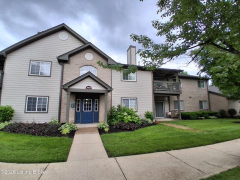 Homes For Sale - 10300 Southern Meadows Dr #202<br/> Louisville, KY 40241