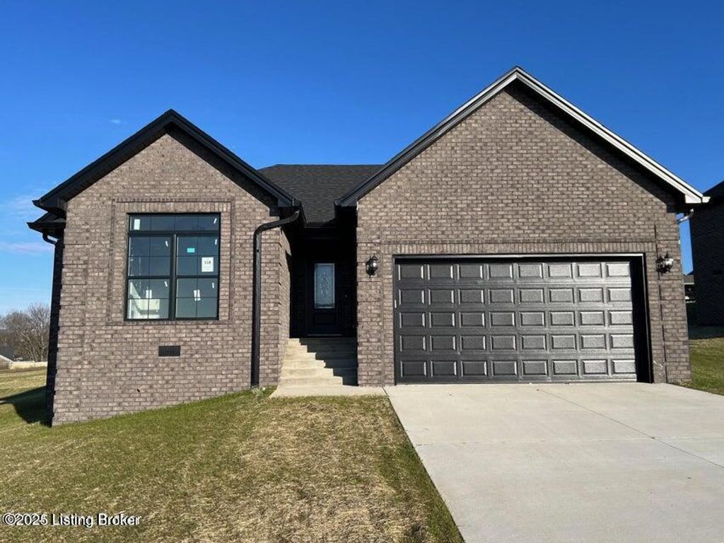 Photo of 109 New Orleans Ct, Taylorsville, KY 40071 (MLS # 1701591)