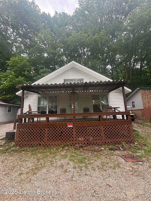 Photo of 1009 Wilderness Rd, Mammoth Cave, KY 42259 (MLS # 1711700)