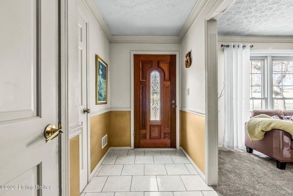 Photo of 5206 Arrowshire Dr, La Grange, KY 40031 (MLS # 1707490)