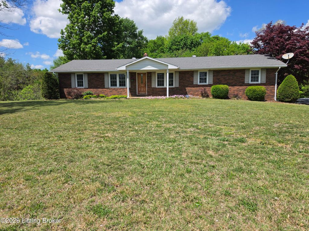 Photo of 1088 Knifley Rd, Campbellsville, KY 42718 (MLS # 1715019)