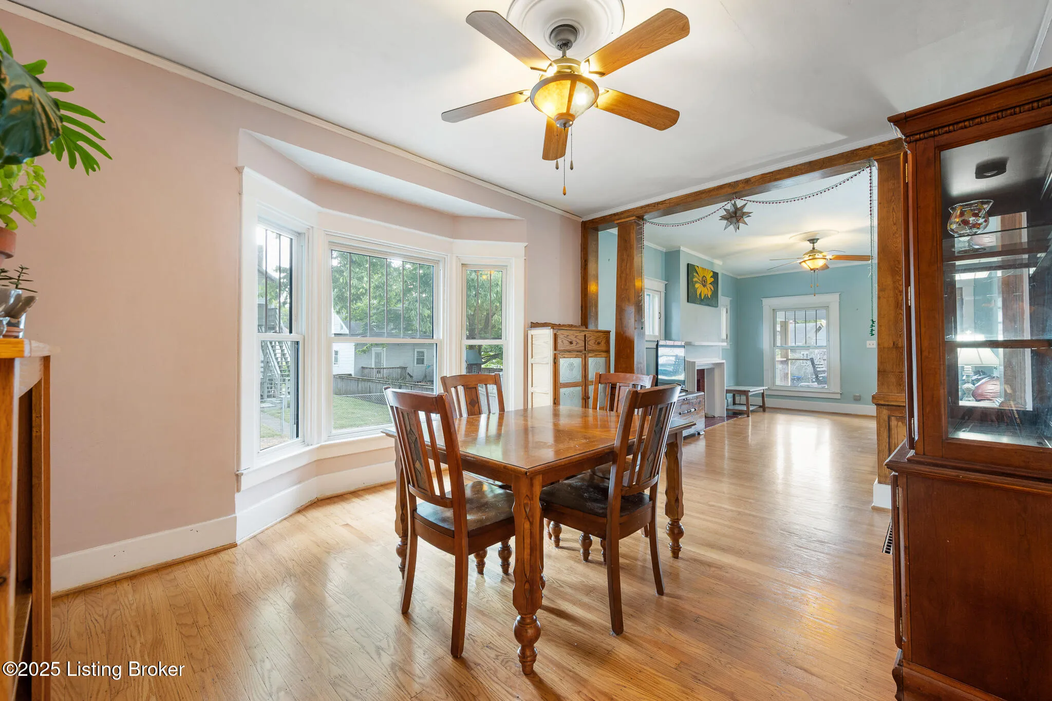 Louisville, Kentucky 40205, United States, 3 Bedrooms Bedrooms, ,1 BathroomBathrooms,Residential,Active,233669