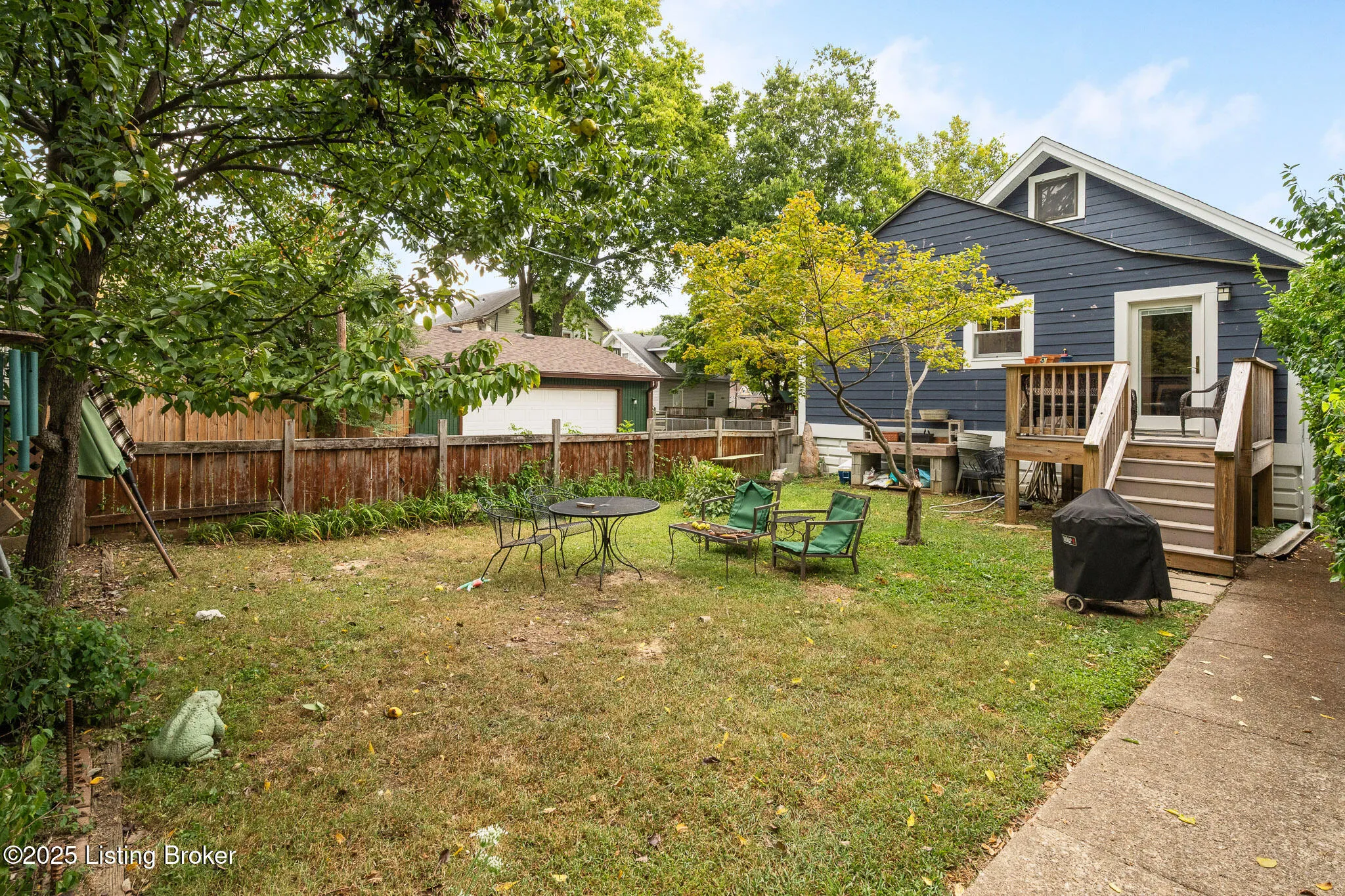 Louisville, Kentucky 40205, United States, 3 Bedrooms Bedrooms, ,1 BathroomBathrooms,Residential,Active,233669