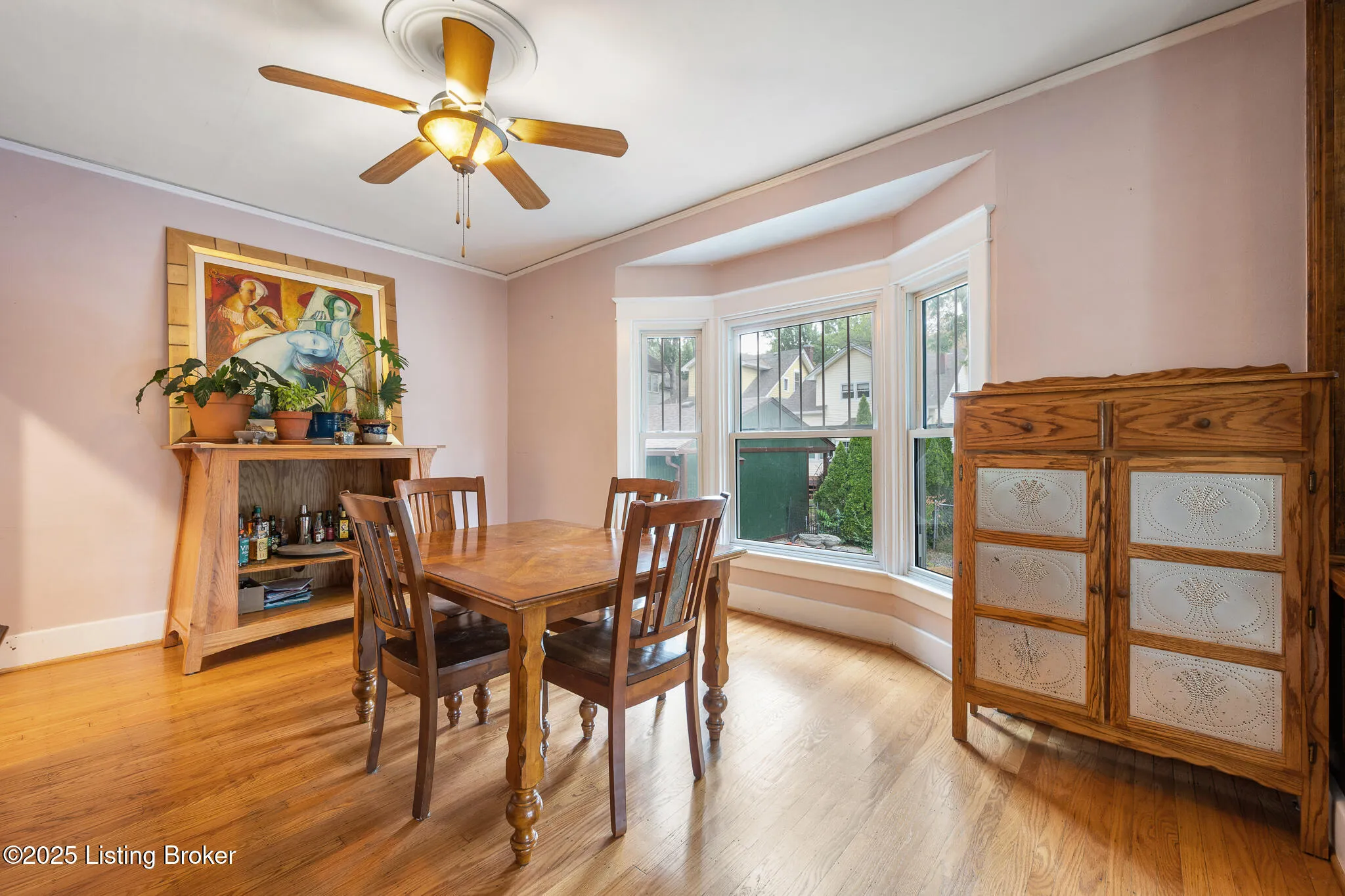 Louisville, Kentucky 40205, United States, 3 Bedrooms Bedrooms, ,1 BathroomBathrooms,Residential,Active,233669