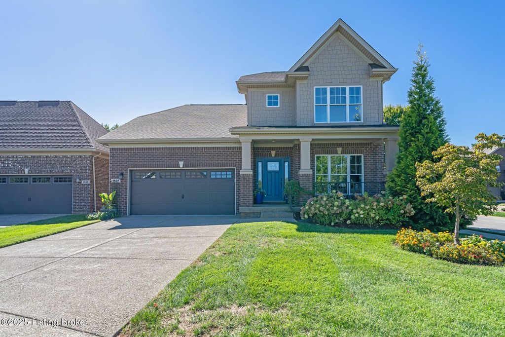 Photo of 3632 Meridian Gardens Dr, Louisville, KY 40241 (MLS # 1703467)