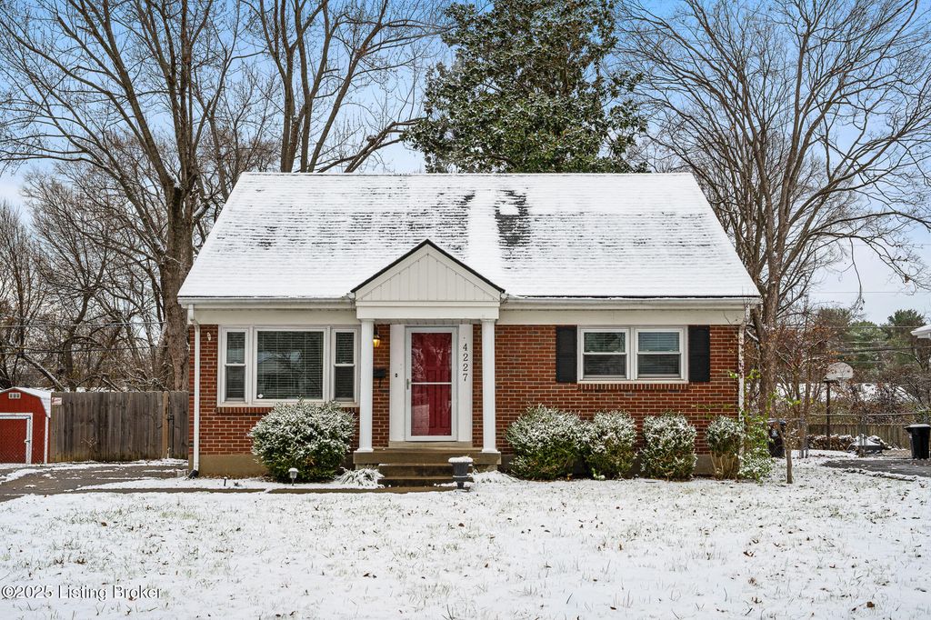 Photo of 4227 Hillbrook Dr, Louisville, KY 40220 (MLS # 1705224)