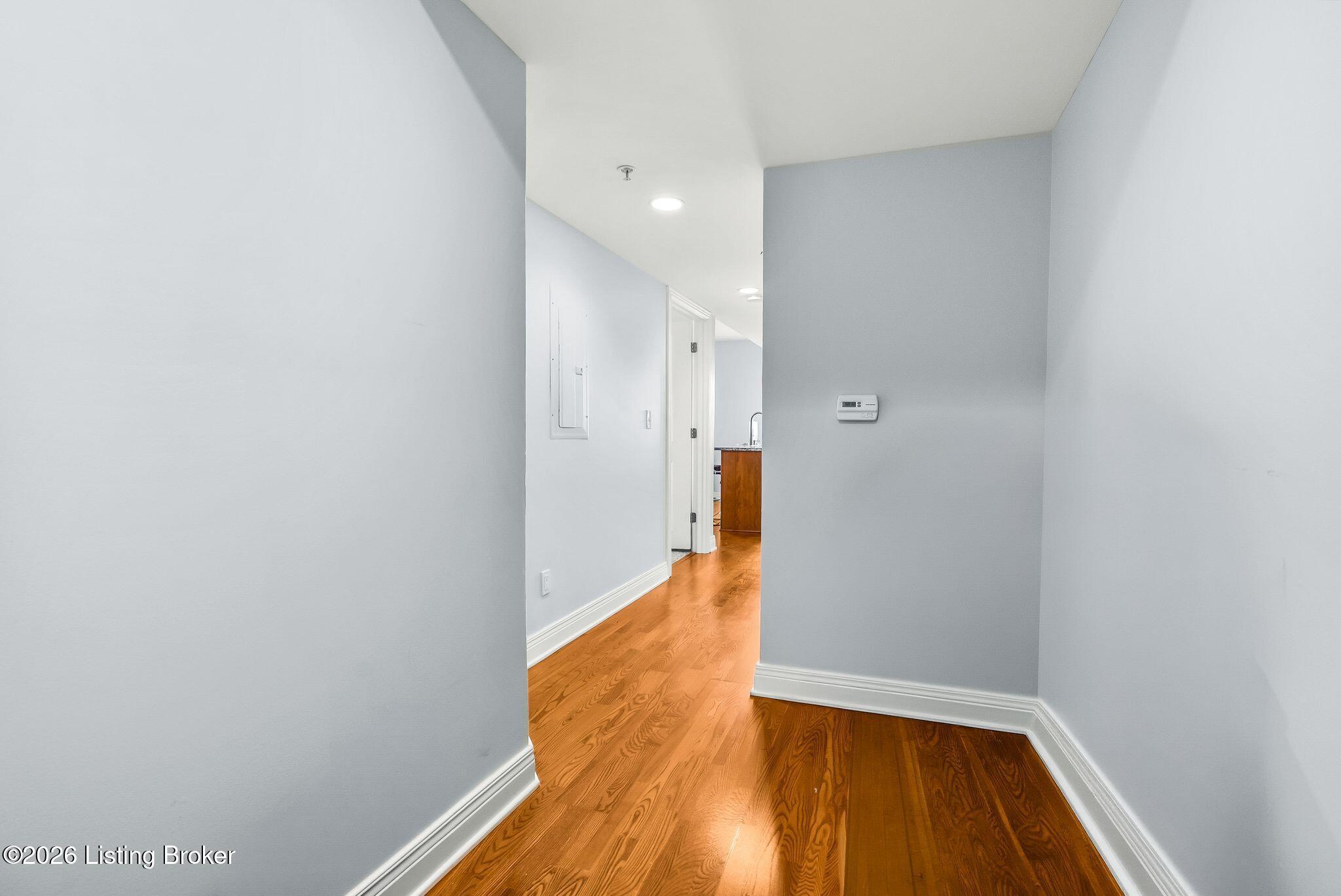 10605 Meeting St 408