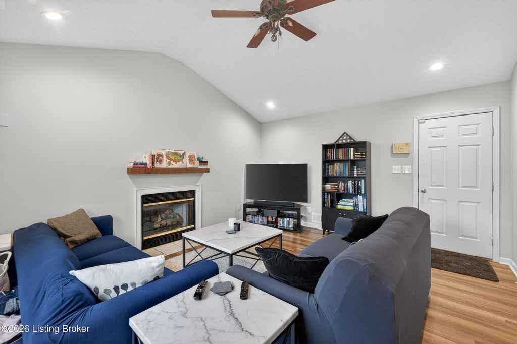 Photo of 134 Hemingway Pl, Georgetown, KY 40324 (MLS # 1711279)