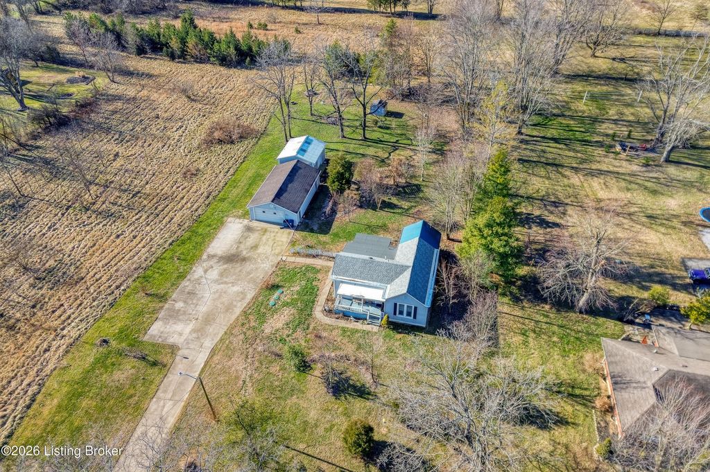 Photo of 7806 Floydsburg Rd, Crestwood, KY 40014 (MLS # 1707336)