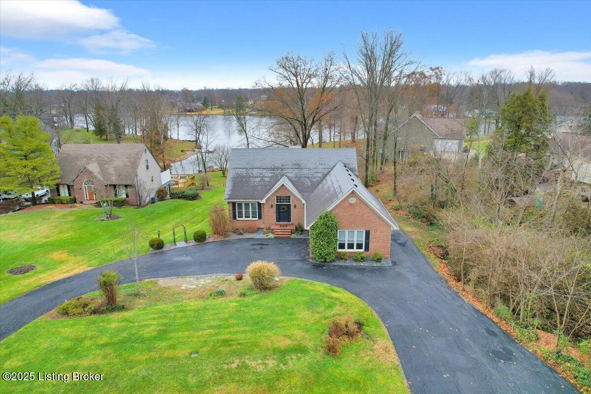 1805 Oldham Pl, La Grange, Kentucky image 2