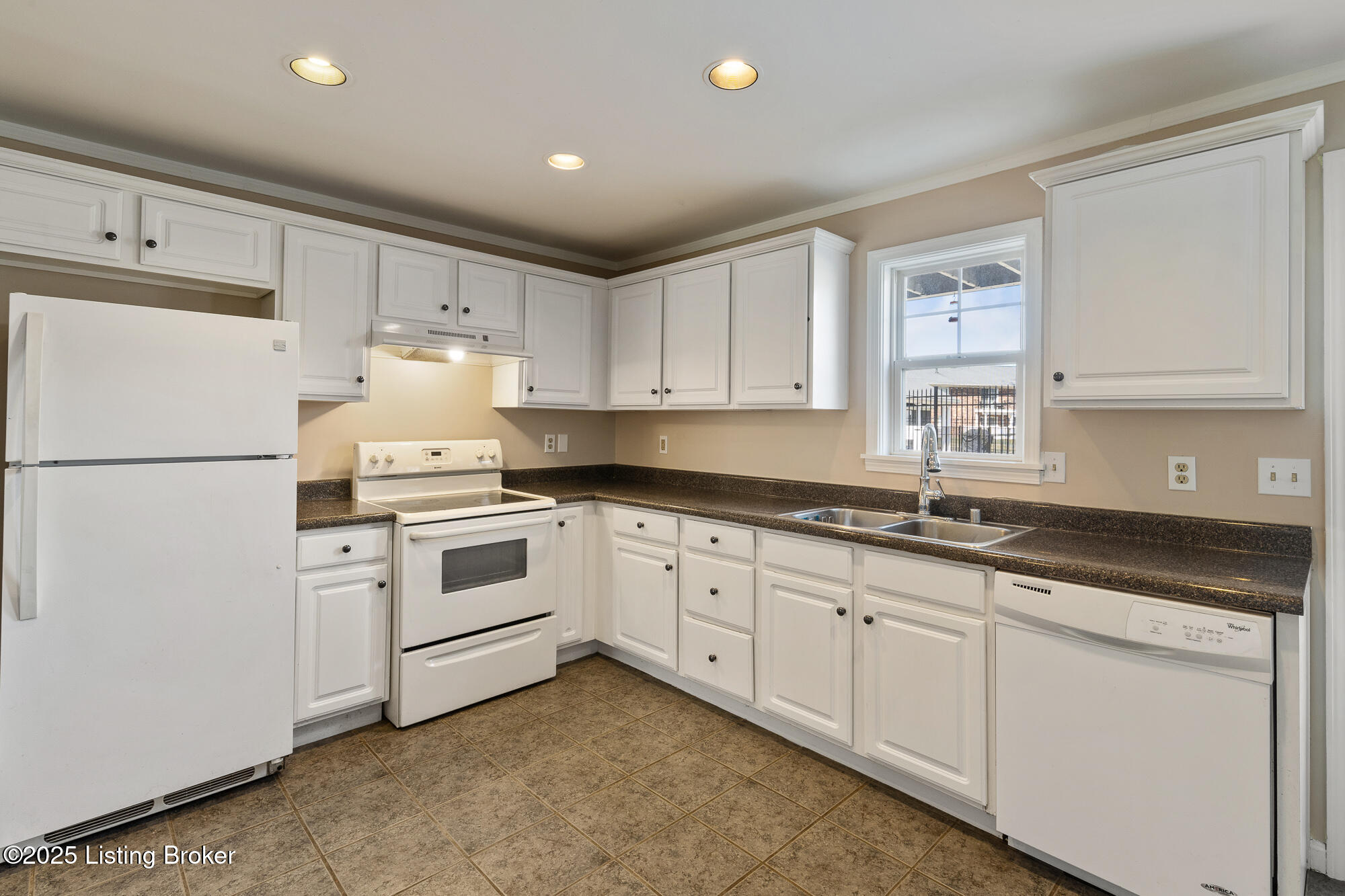 1239 Westlynne Way #1, Louisville, Kentucky image 19