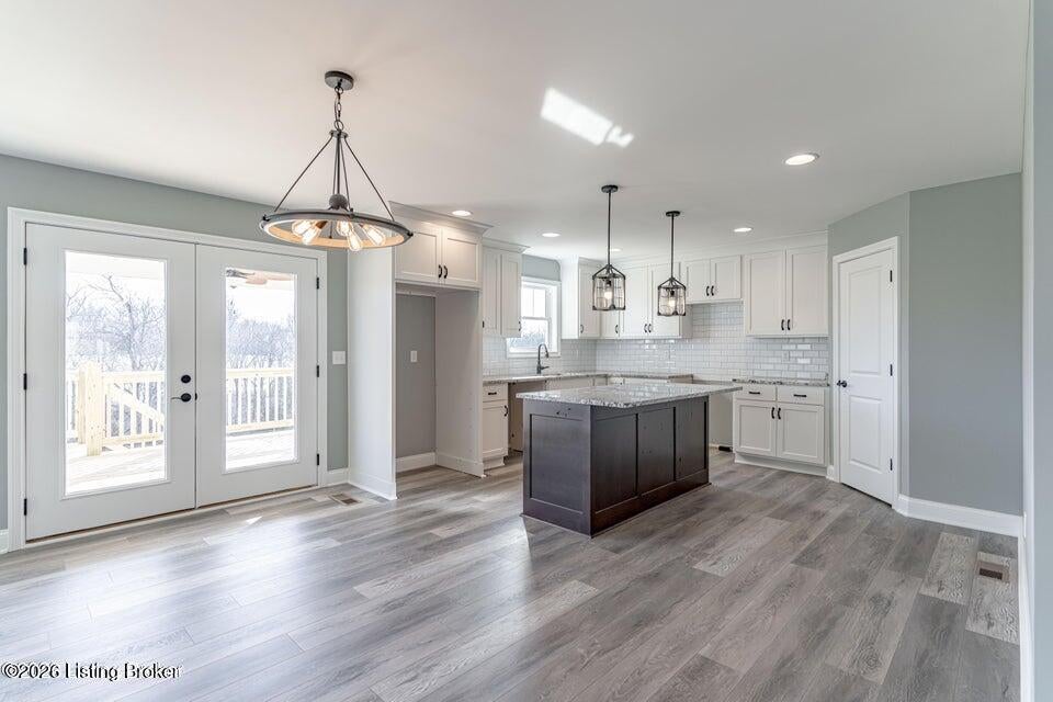 916 The Landings