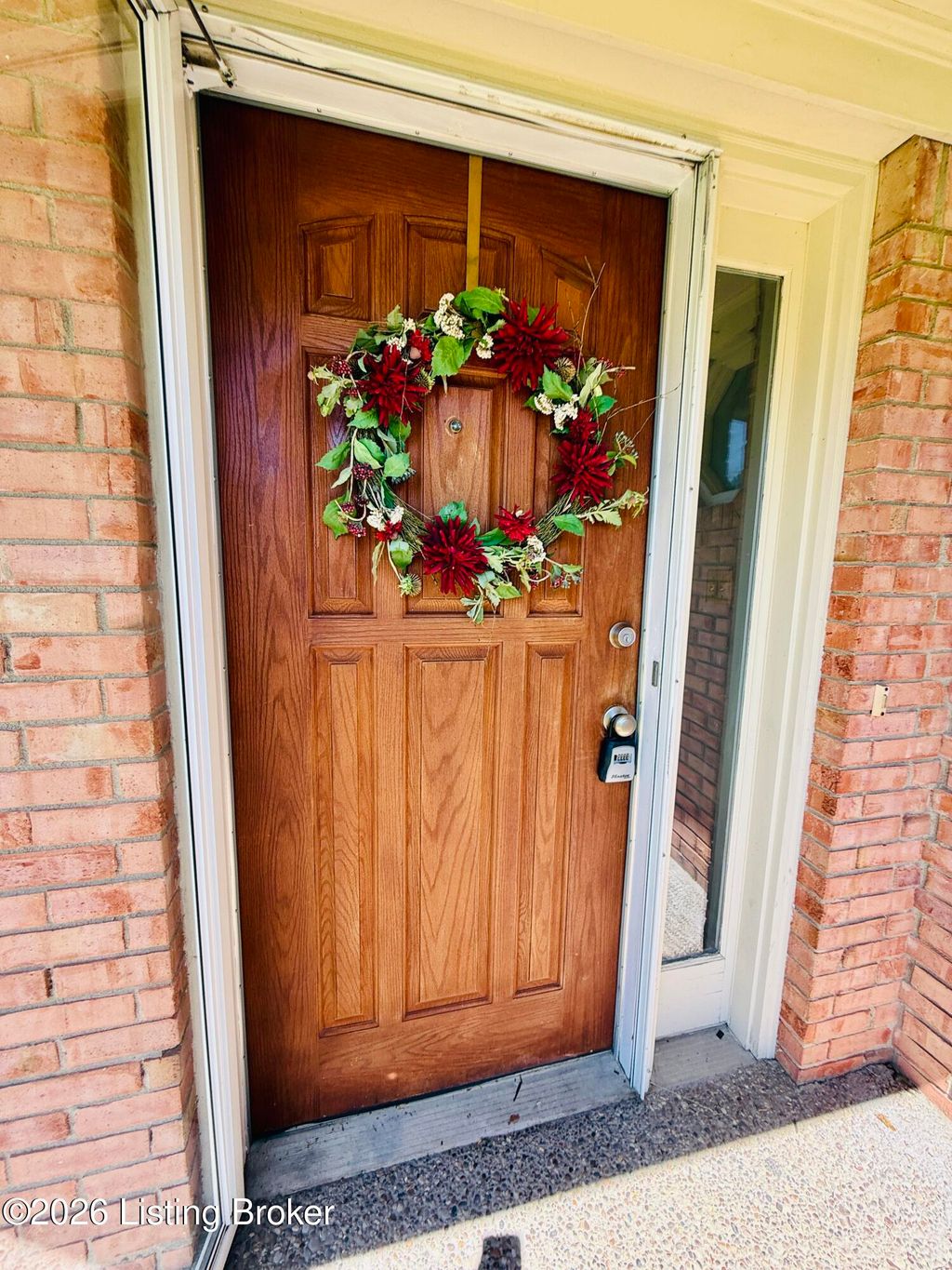 Photo of 3208 Brightside Ct, Louisville, KY 40220 (MLS # 1717140)