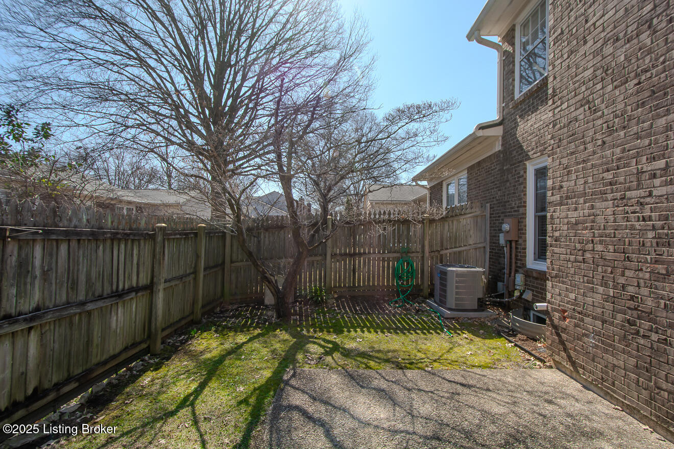 1001 Burning Springs Cir, Louisville, Kentucky image 36