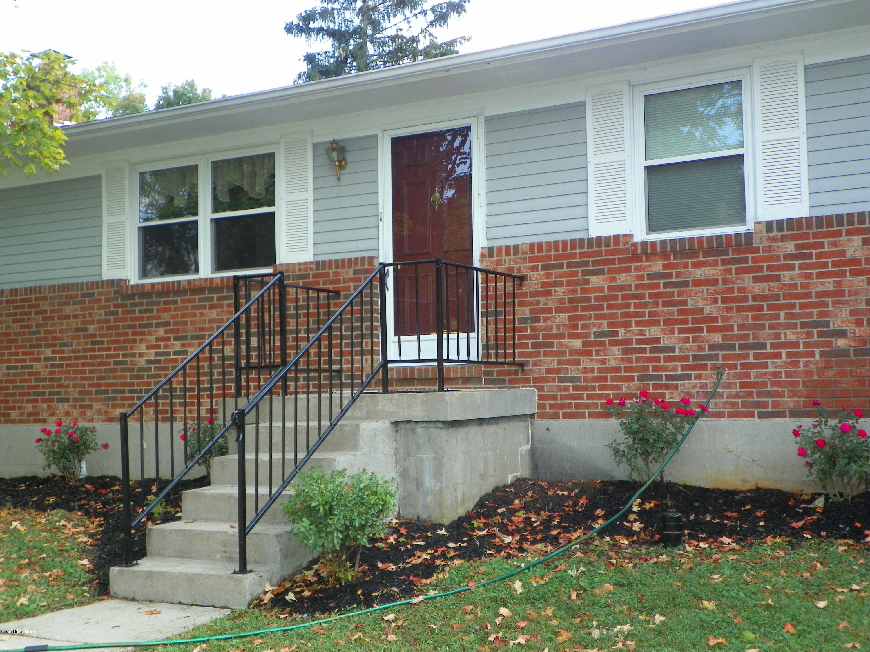 Photo 1 of 4 — 6300 Park Rd, Crestwood, KY 40014