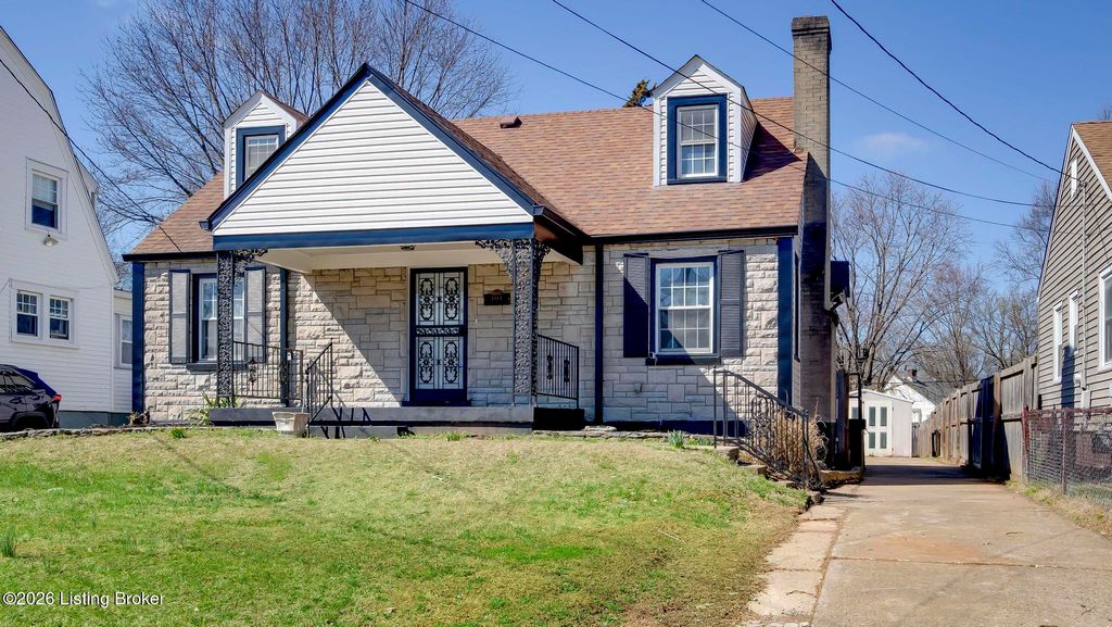 Photo of 1814 Cypress St, Louisville, KY 40210 (MLS # 1711907)