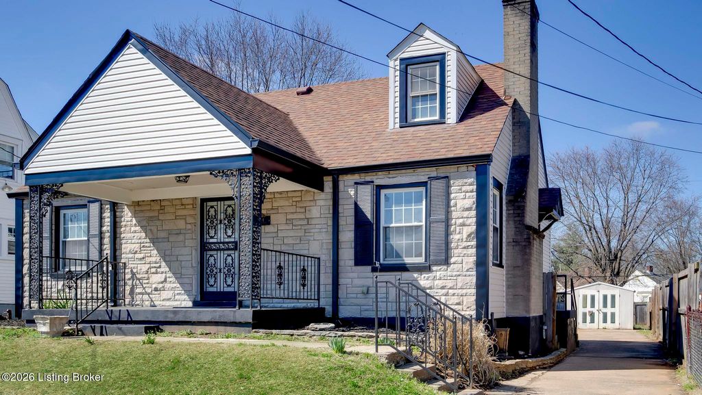 Photo of 1814 Cypress St, Louisville, KY 40210 (MLS # 1711907)