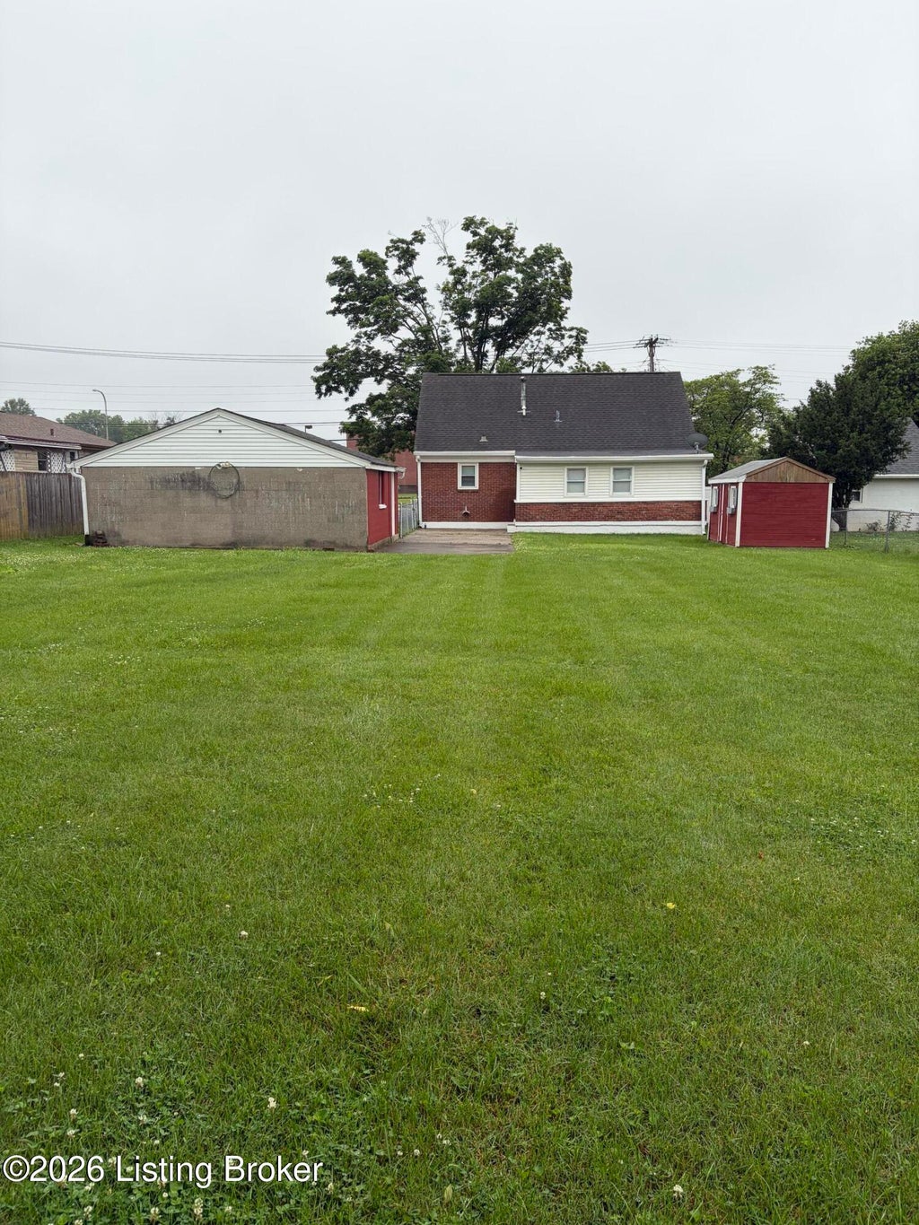 Photo of 3403 Lees Ln, Louisville, KY 40216 (MLS # 1727893)