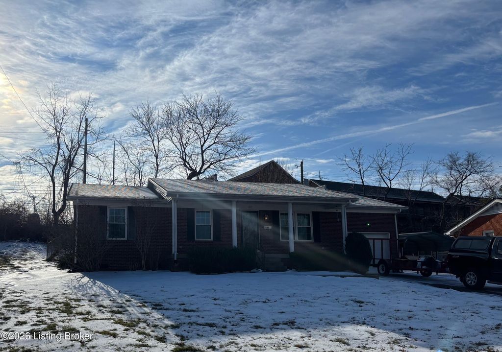 Photo of 109 Valley Brook Dr, Frankfort, KY 40601 (MLS # 1708915)