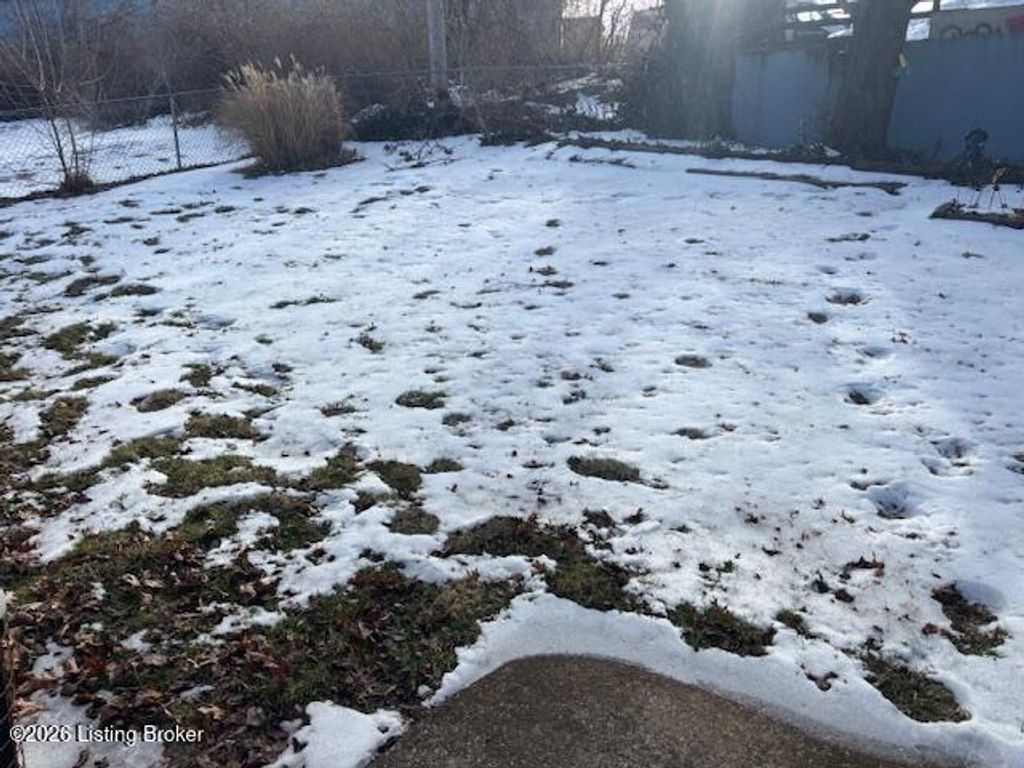 Photo of 109 Valley Brook Dr, Frankfort, KY 40601 (MLS # 1708915)