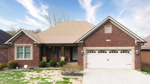 Photo of 7220 Oakburn Dr, Louisville, KY 40258 (MLS # 1711779)